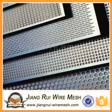 Quente mergulhado galvanizado rodada 1 mm Hole Perfurado Metal Mesh